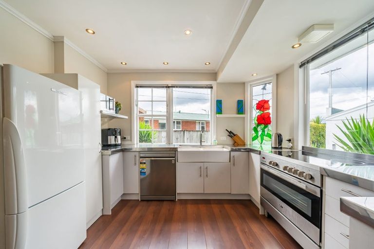 Photo of property in 27a Ebdentown Street, Ebdentown, Upper Hutt, 5018