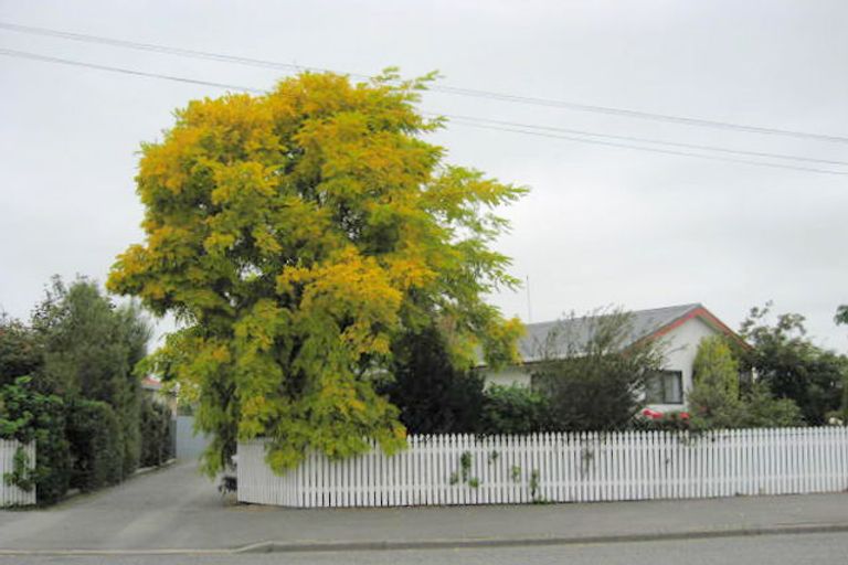 Photo of property in 157 Mcmurdo Street, Tinwald, Ashburton, 7700