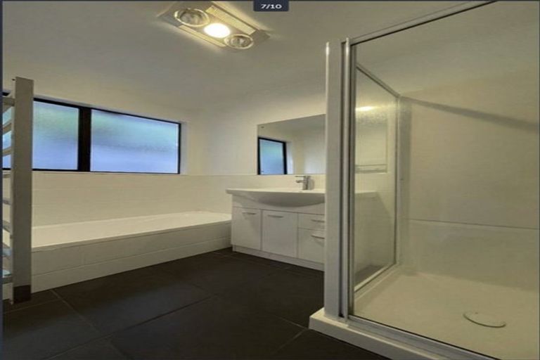 Photo of property in 128 Ironside Road, Johnsonville, Wellington, 6037