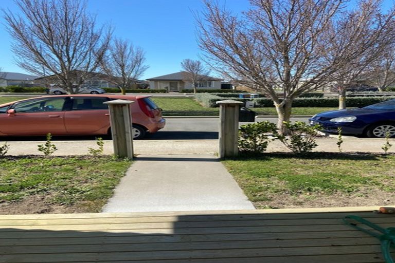 Photo of property in 15 Pounamu Place, Pegasus, 7612