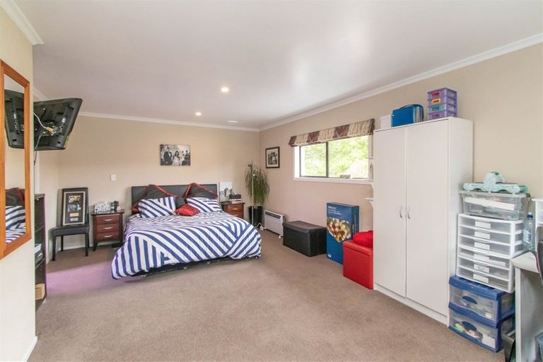 Photo of property in 4 Kamahi Place, Inglewood, 4330