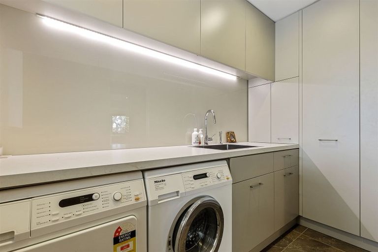 Photo of property in 234 Withells Road, Avonhead, Christchurch, 8042