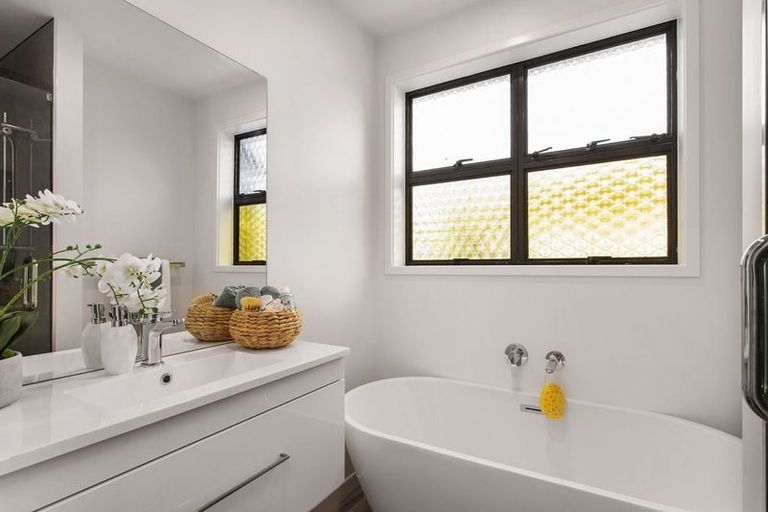 Photo of property in 332 Clyde Road, Bryndwr, Christchurch, 8053