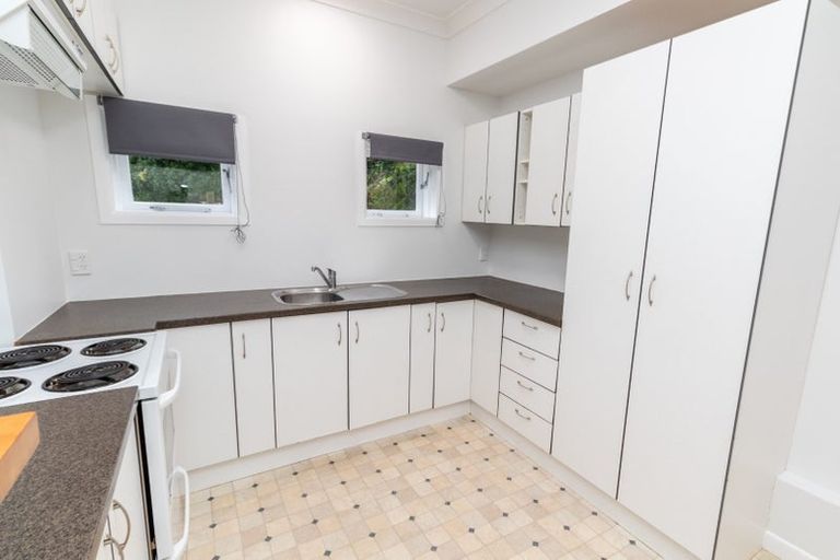 Photo of property in 77a Chamberlain Road, Karori, Wellington, 6012