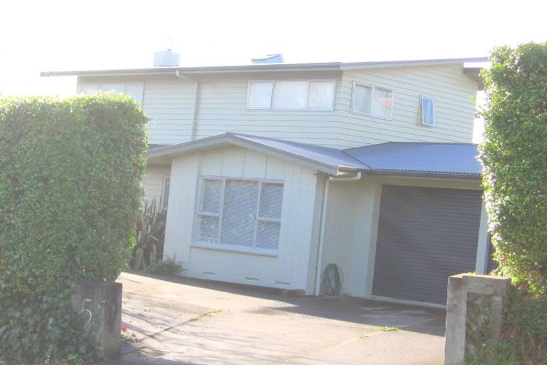 Photo of property in 5 Galaxy Drive, Mairangi Bay, Auckland, 0630