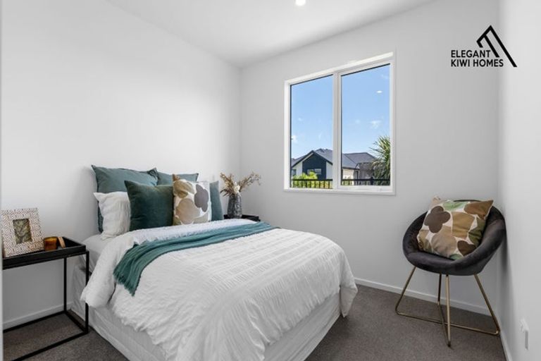 Photo of property in 35 Navarra Road, Halswell, 8025