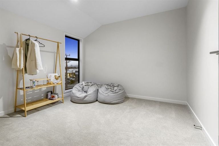 Photo of property in 174b Archers Road, Glenfield, Auckland, 0629