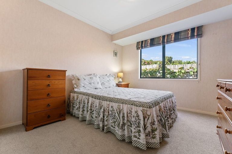Photo of property in 18 Honeysuckle Lane, Ohauiti, Tauranga, 3112