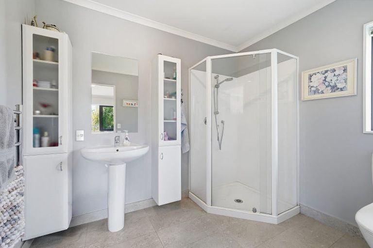 Photo of property in 5 Newton Place, Amberley, 7410