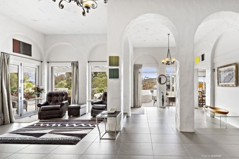 Photo of property in 3 Homewood Avenue, Karori, Wellington, 6012