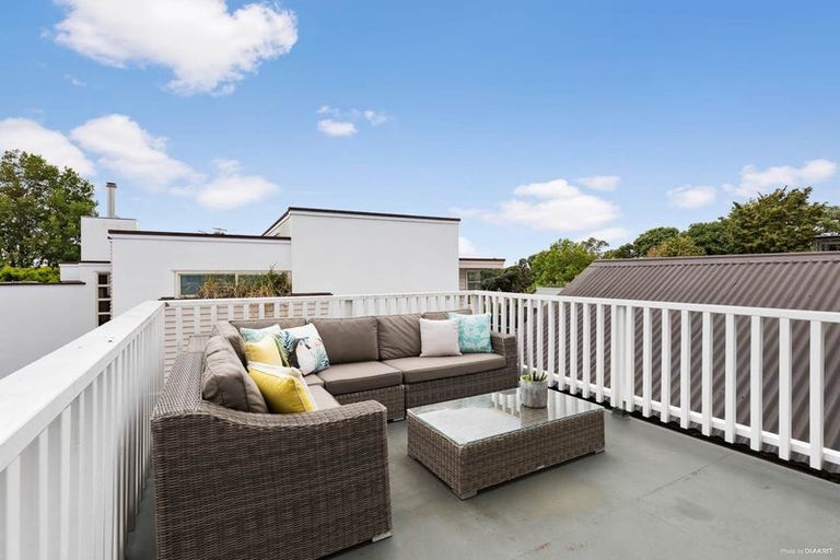 Photo of property in 45 View Road, Mount Eden, Auckland, 1024