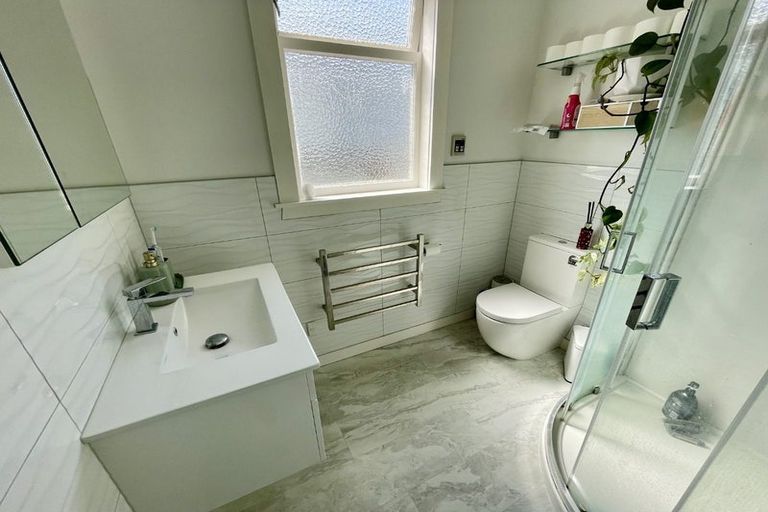 Photo of property in 42a Cudby Street, Woburn, Lower Hutt, 5011