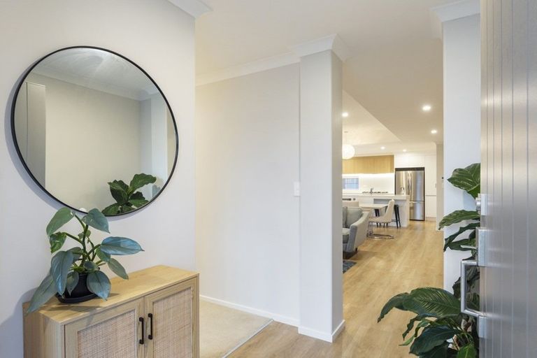 Photo of property in 10 Kayelene Place, Omokoroa, 3114