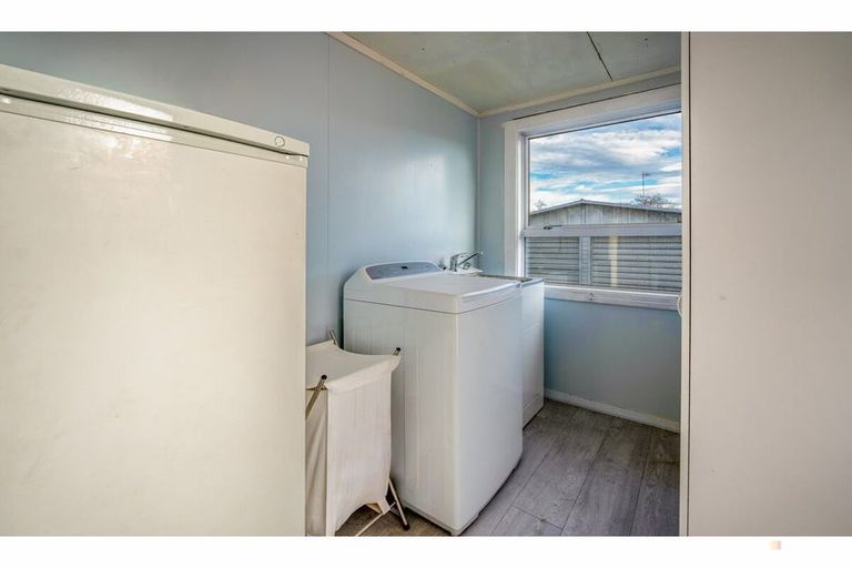 Photo of property in 26 Rhodes Street, Waimate, 7924