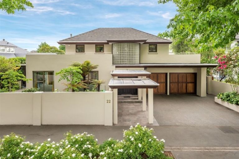 Photo of property in 22 Helmores Lane, Merivale, Christchurch, 8014