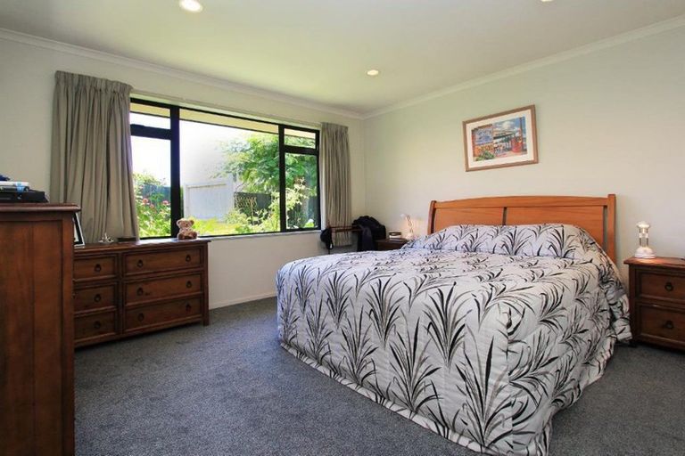 Photo of property in 17 Heritage Crescent, Richmond, 7020