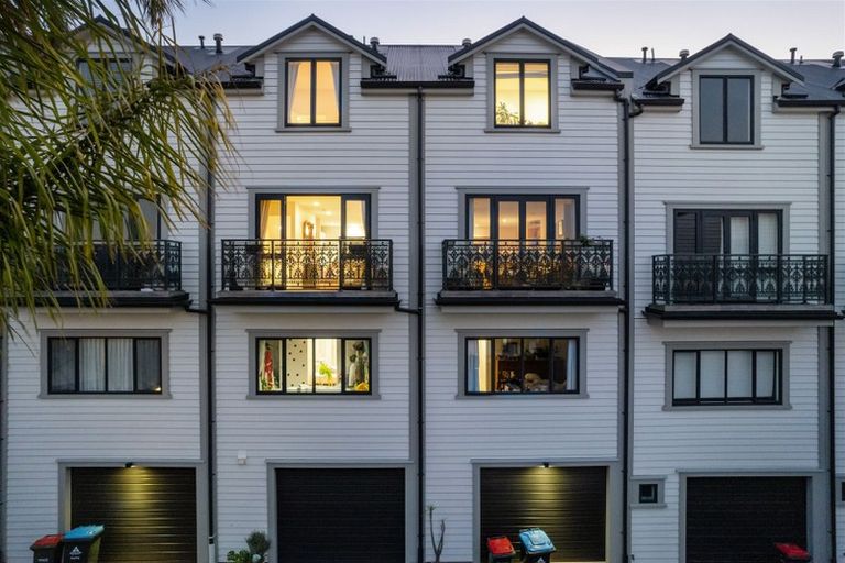 Photo of property in 7/386 Richmond Road, Grey Lynn, Auckland, 1021