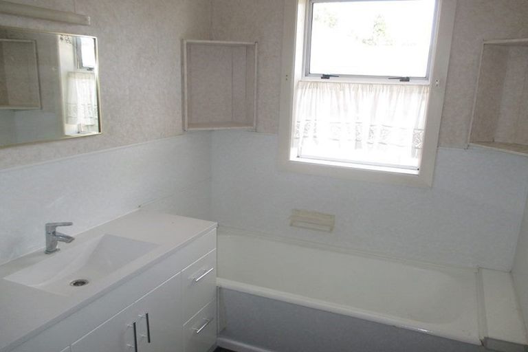 Photo of property in 38 Fenwick Crescent, Hillcrest, Hamilton, 3216