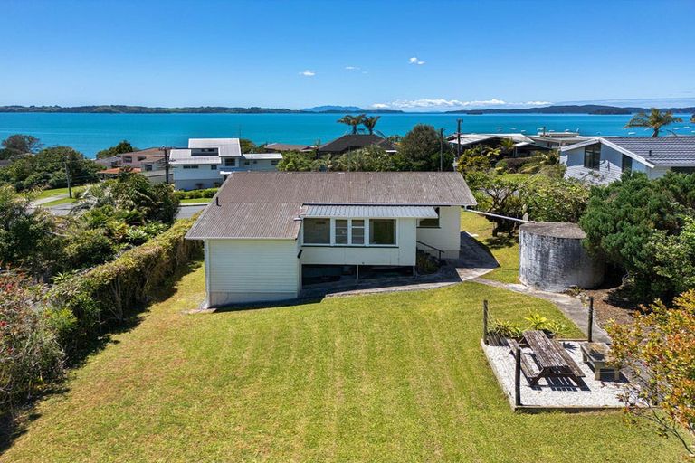 Photo of property in 25 Deerness Crescent, Algies Bay, Warkworth, 0920