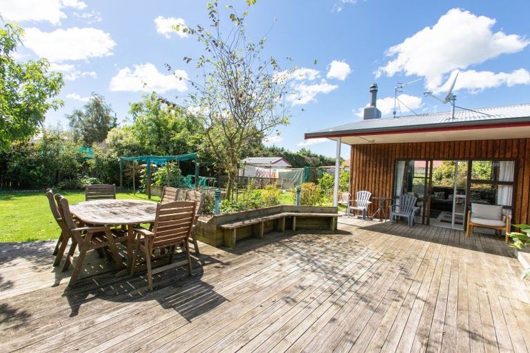 Photo of property in 12 Windsor Street, Dannevirke, 4930