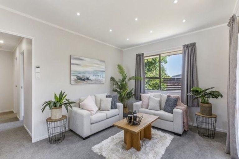 Photo of property in 2/54 Dublin Street, Pukekohe, 2120