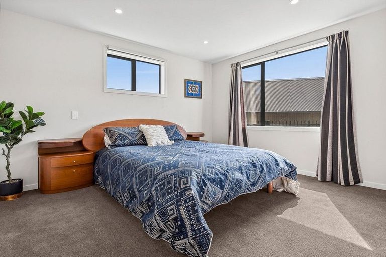 Photo of property in 4 Kahu Close, Wanaka, 9305