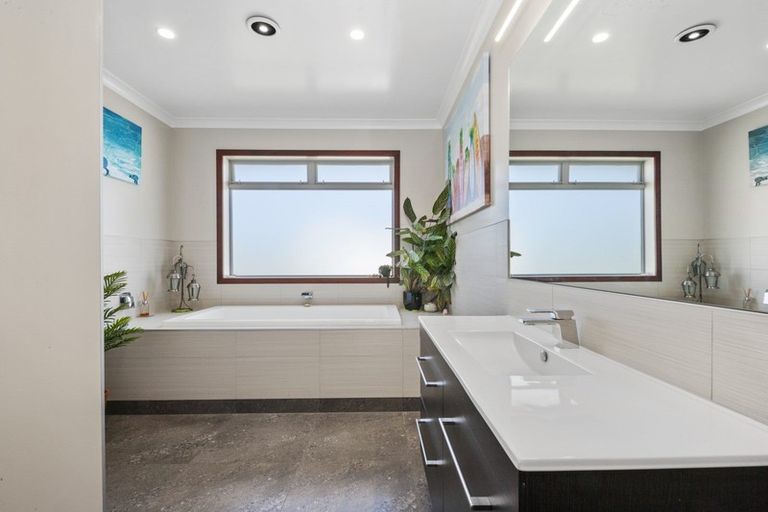 Photo of property in 28/500 Kinloch Road, Kinloch, Taupo, 3377