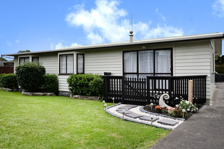 Photo of property in 92 Harrington Road, Henderson, Auckland, 0610