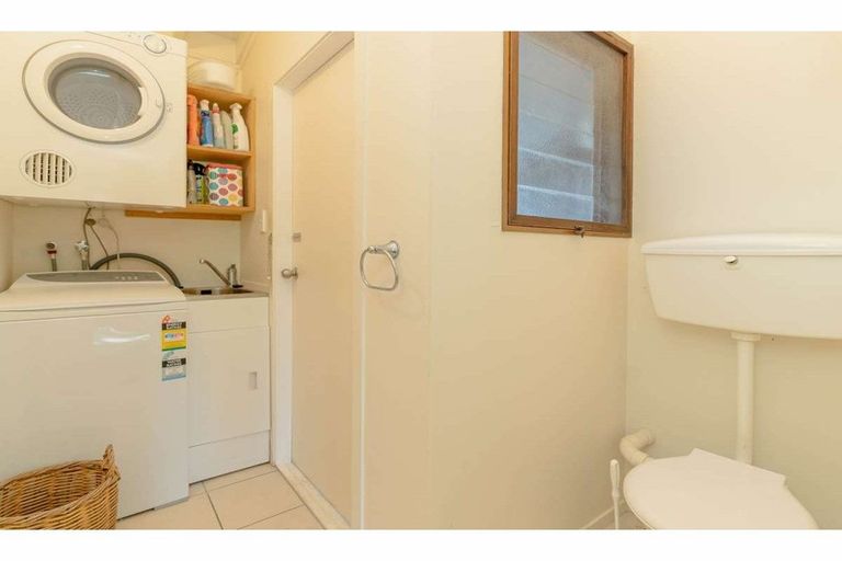 Photo of property in 11 Riverview Road, Kerikeri, 0230