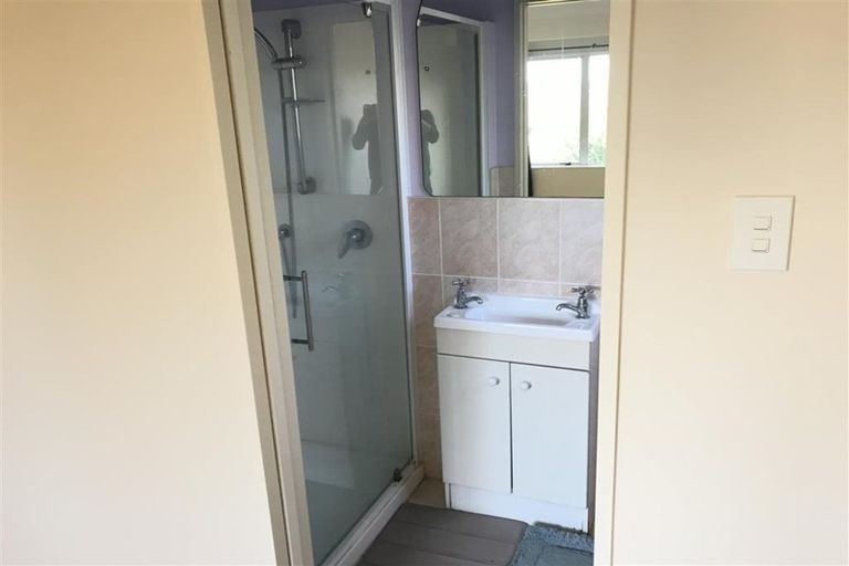 Photo of property in 171a Royal Road, Massey, Auckland, 0614