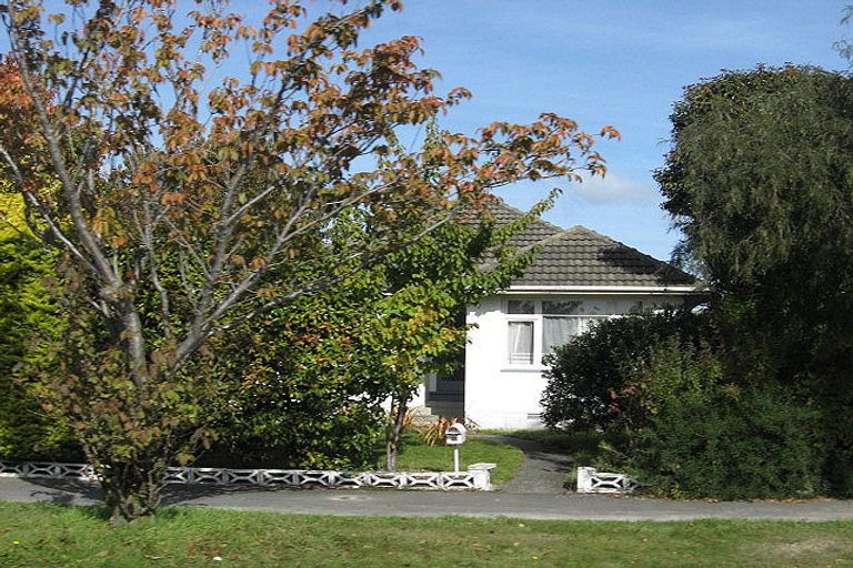 Photo of property in 135 Maidstone Road, Ilam, Christchurch, 8041