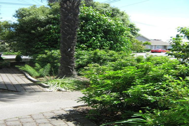 Photo of property in 2/22 Clare Road, St Albans, Christchurch, 8014