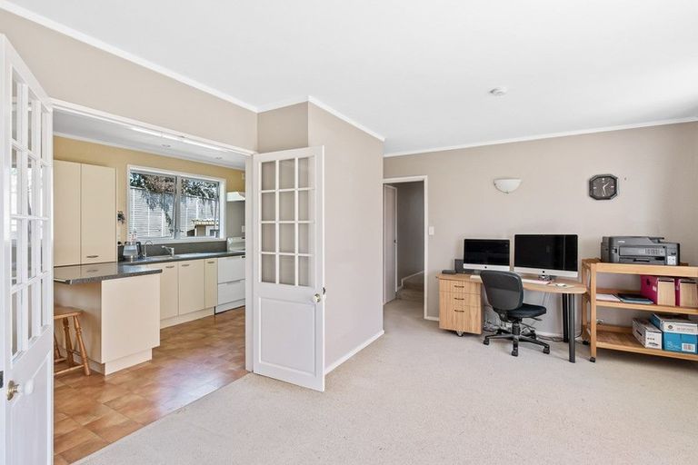 Photo of property in 50 Sylvan Avenue, Waikanae, 5036