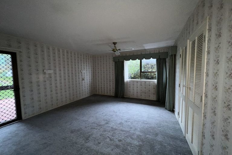 Photo of property in 7 Marama Street, Castor Bay, Auckland, 0620