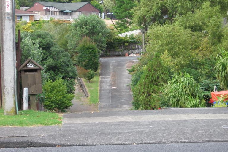 Photo of property in 122 Godley Road, Green Bay, Auckland, 0604