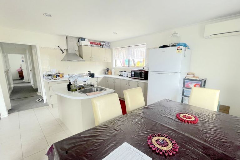 Photo of property in 14 Malaspina Place, Papatoetoe, Auckland, 2025