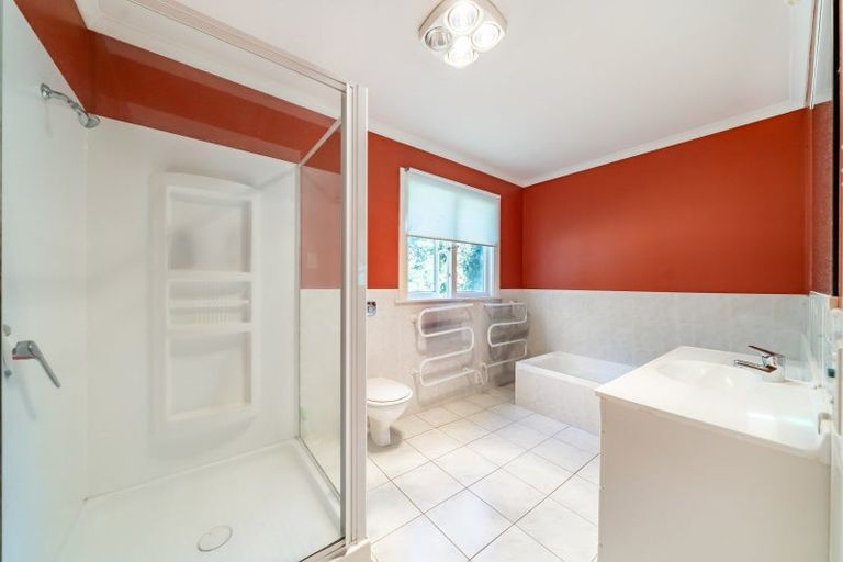 Photo of property in 417c Grays Road, Pauatahanui, Porirua, 5381