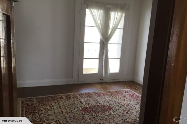 Photo of property in 63 Strathavon Road, Miramar, Wellington, 6022