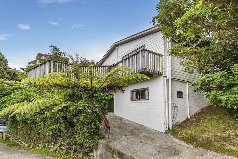 Photo of property in 68 Old Porirua Road, Ngaio, Wellington, 6035