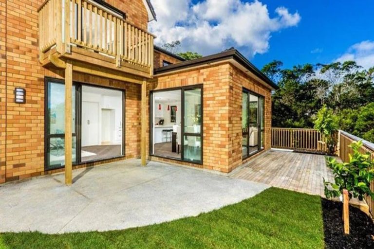 Photo of property in 81 Paremoremo Road, Lucas Heights, Auckland, 0632