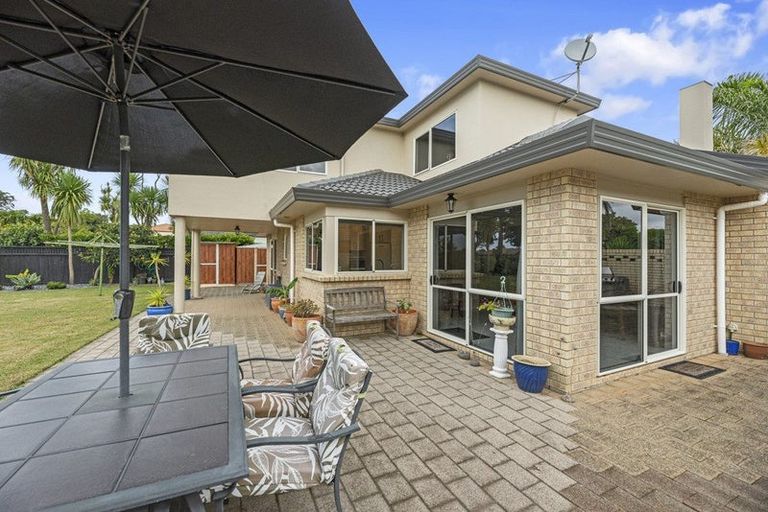 Photo of property in 157 Gravatt Road, Papamoa Beach, Papamoa, 3118