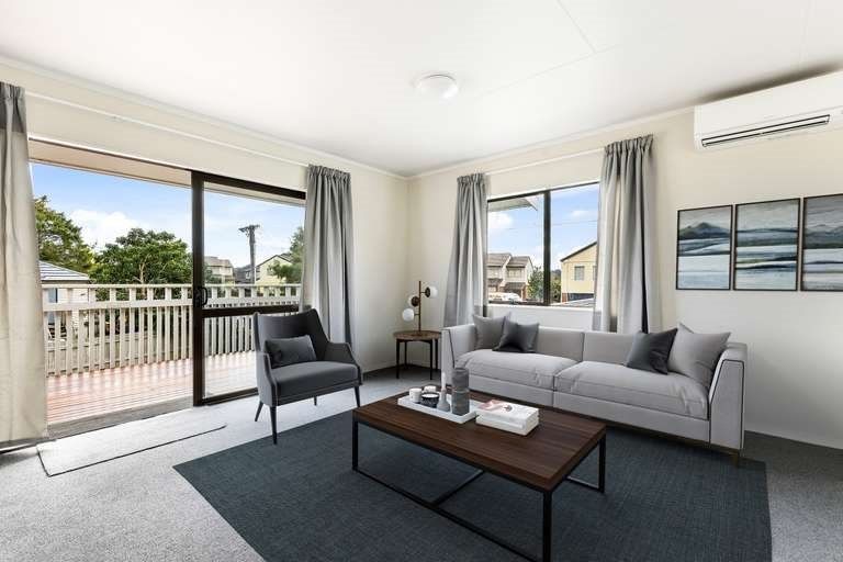 Photo of property in 1/56 Pooks Road, Ranui, Auckland, 0612