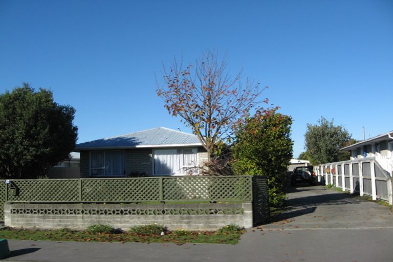 Photo of property in 7 Camelia Place, Islington, Christchurch, 8042
