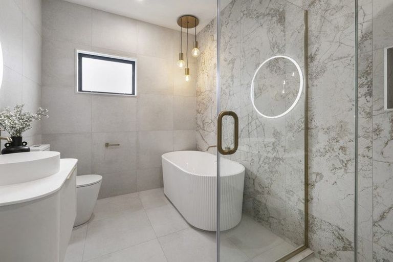 Photo of property in 36b Muir Avenue, Mangere Bridge, Auckland, 2022