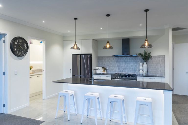 Photo of property in 43 Woodstock Road, Te Awamutu, 3879