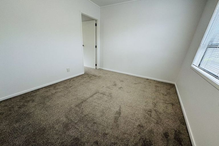 Photo of property in 242a East Coast Road, Forrest Hill, Auckland, 0620