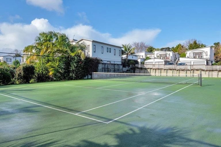 Photo of property in The Grange, 86/92 Bush Road, Albany, Auckland, 0632