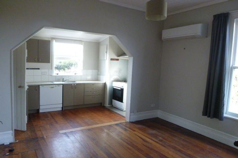 Photo of property in 10 Glenross Street, Glenross, Dunedin, 9011