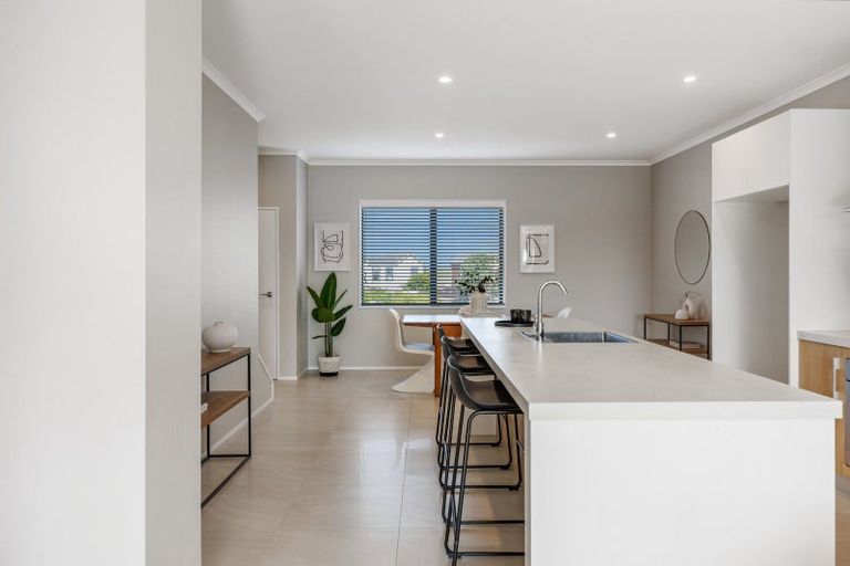 Photo of property in 11 Danga Lane, Hobsonville, Auckland, 0616