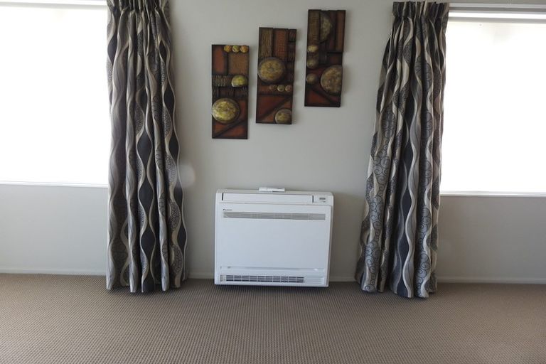 Photo of property in 6 Roore Street, Foxton Beach, Foxton, 4815